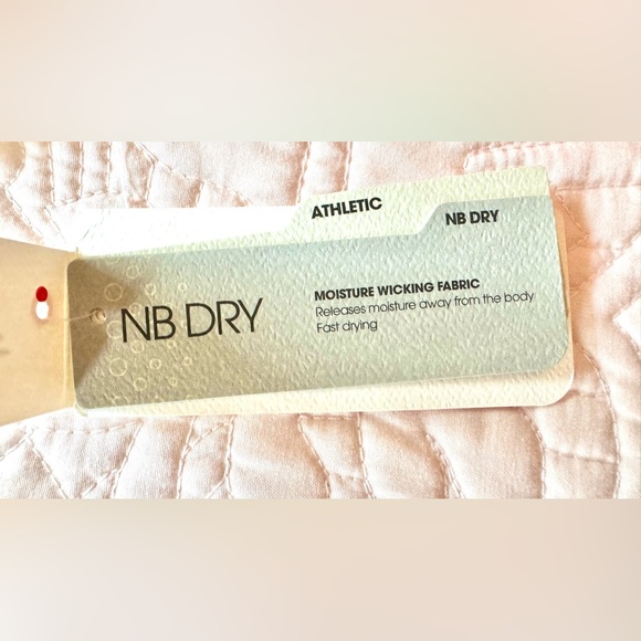 New Balance x J. Crew Running Top - Picture 8 of 12